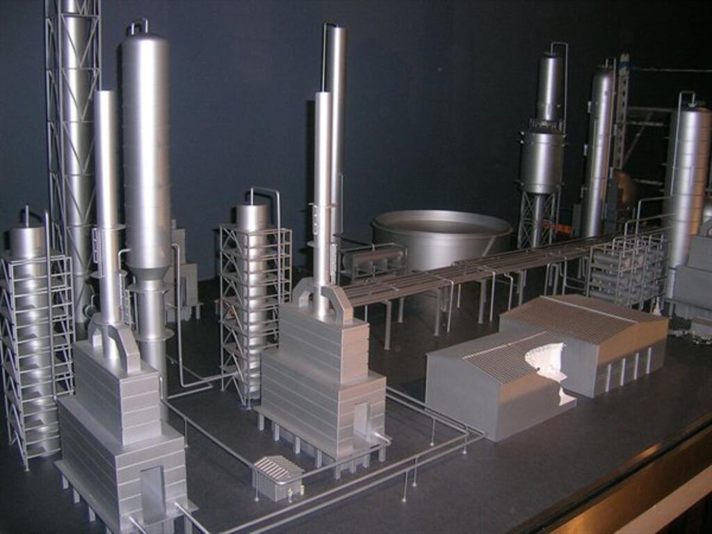  Oil Refinery Model