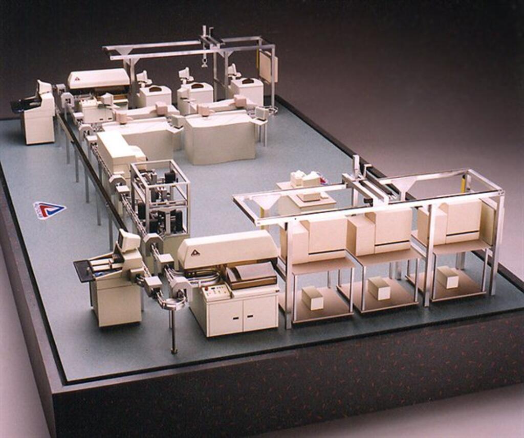 Blood Analyzing System Model