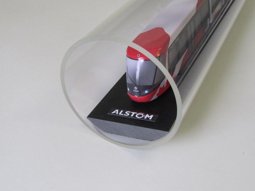 Desktop Train Model Display