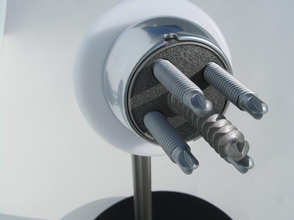 Shoulder Implant Model for Training