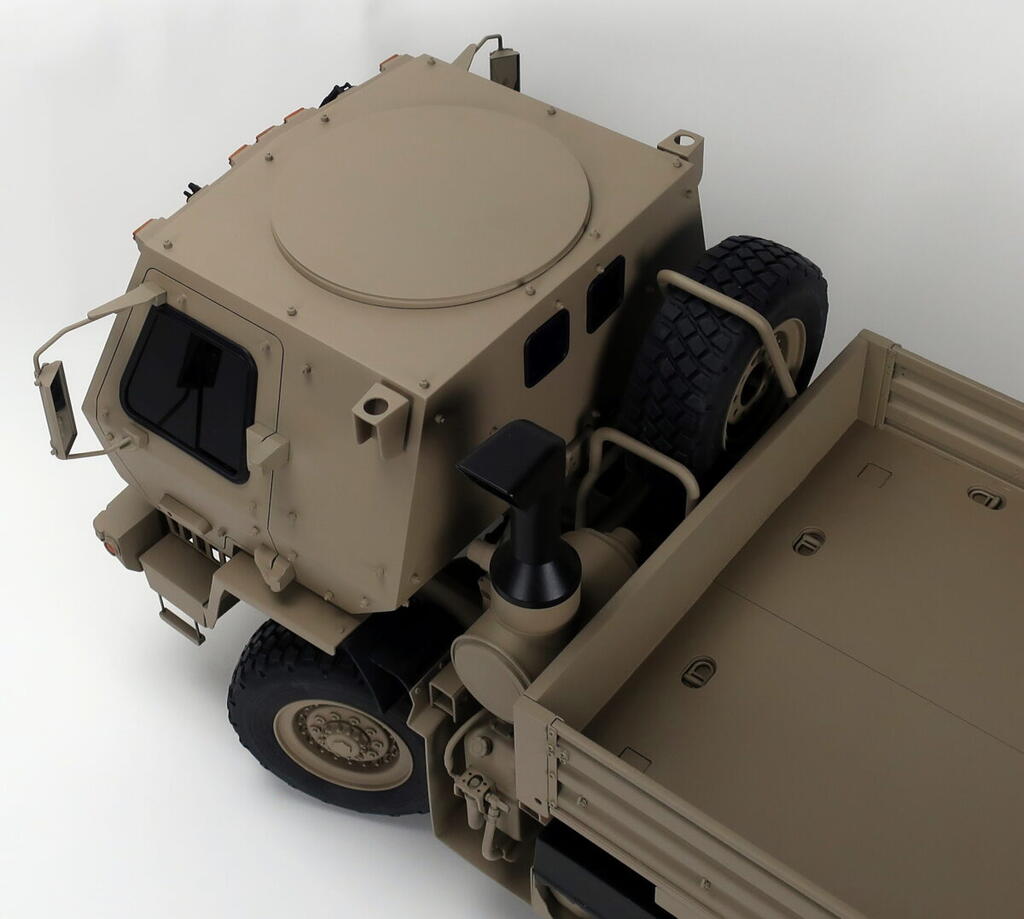 Oshkosh FMTV 1/8 Scale Remote Controlled Model