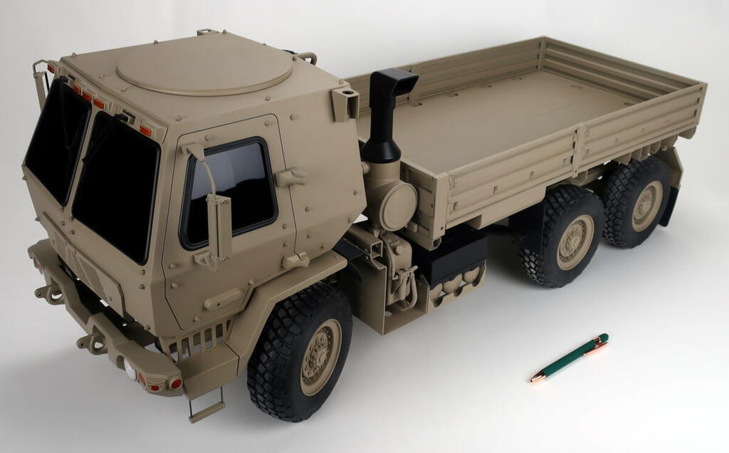 Oshkosh FMTV 1/8 Scale Remote Controlled Model