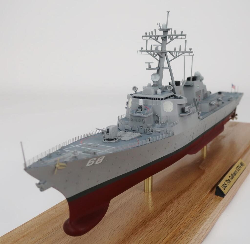 USS The Sullivans DDG-68 Boat Model