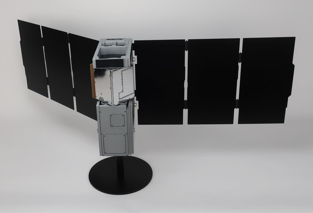 Sounders Satellite Model