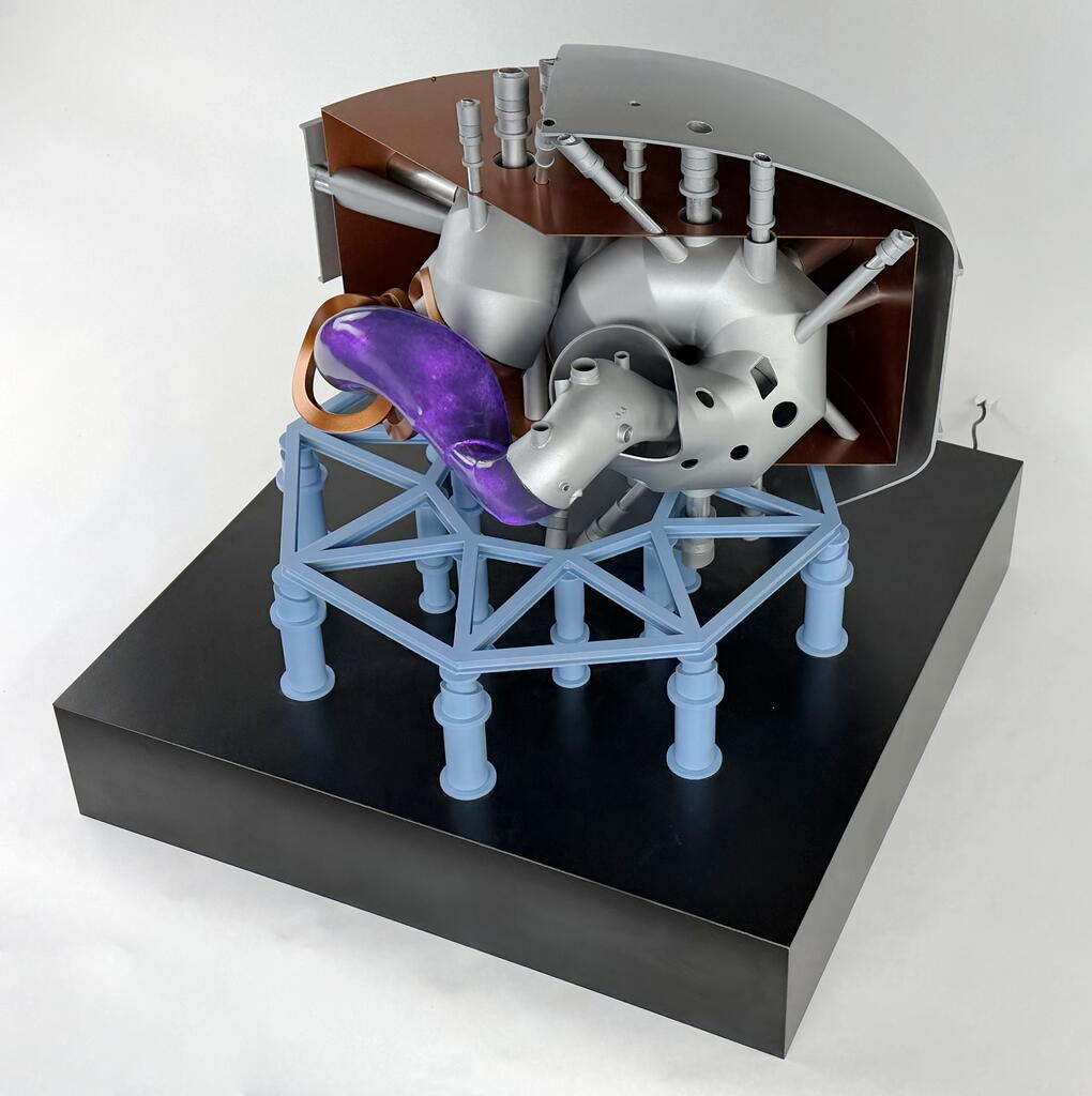 Stellarator Fusion Reactor Model
