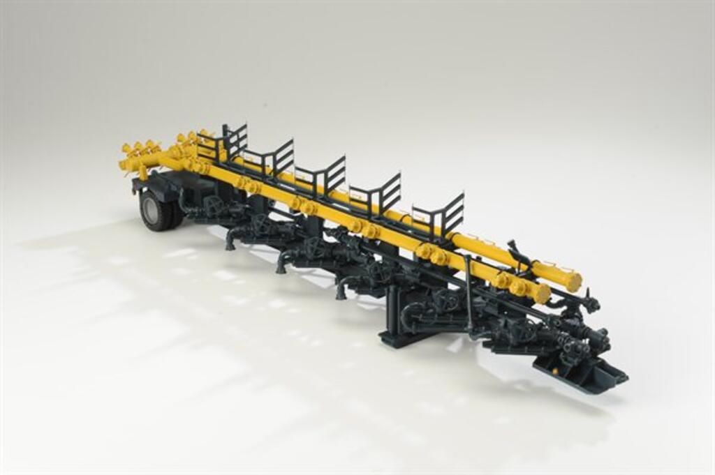 Manifold Trailer Model