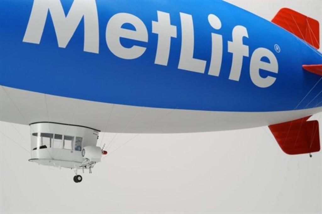 MetLife Blimp Model