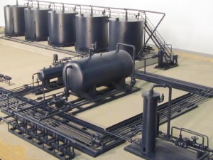 Tank Battery Model Shows Modular Design