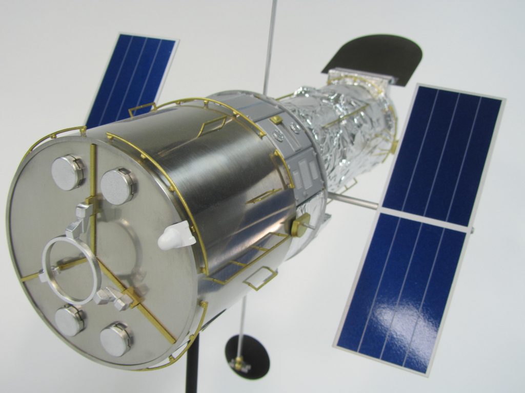 hubble telescope model