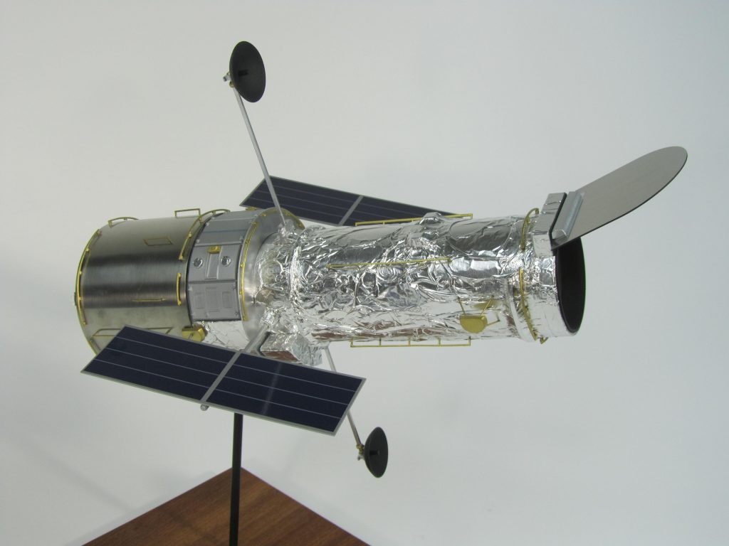 hubble telescope model