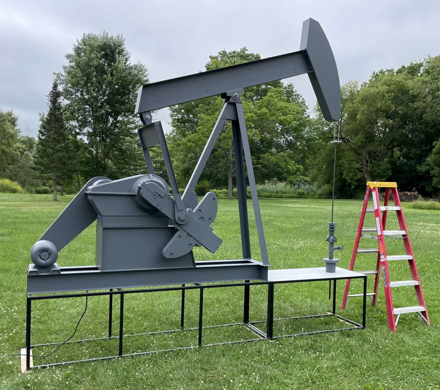 Large Working Pumpjack Model KiwiMill